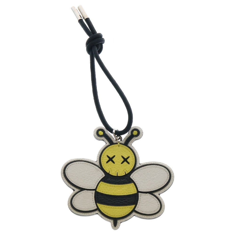 DIOR(ディオール) × Kaws BEE キーホルダー チャーム ブラック/イエロー