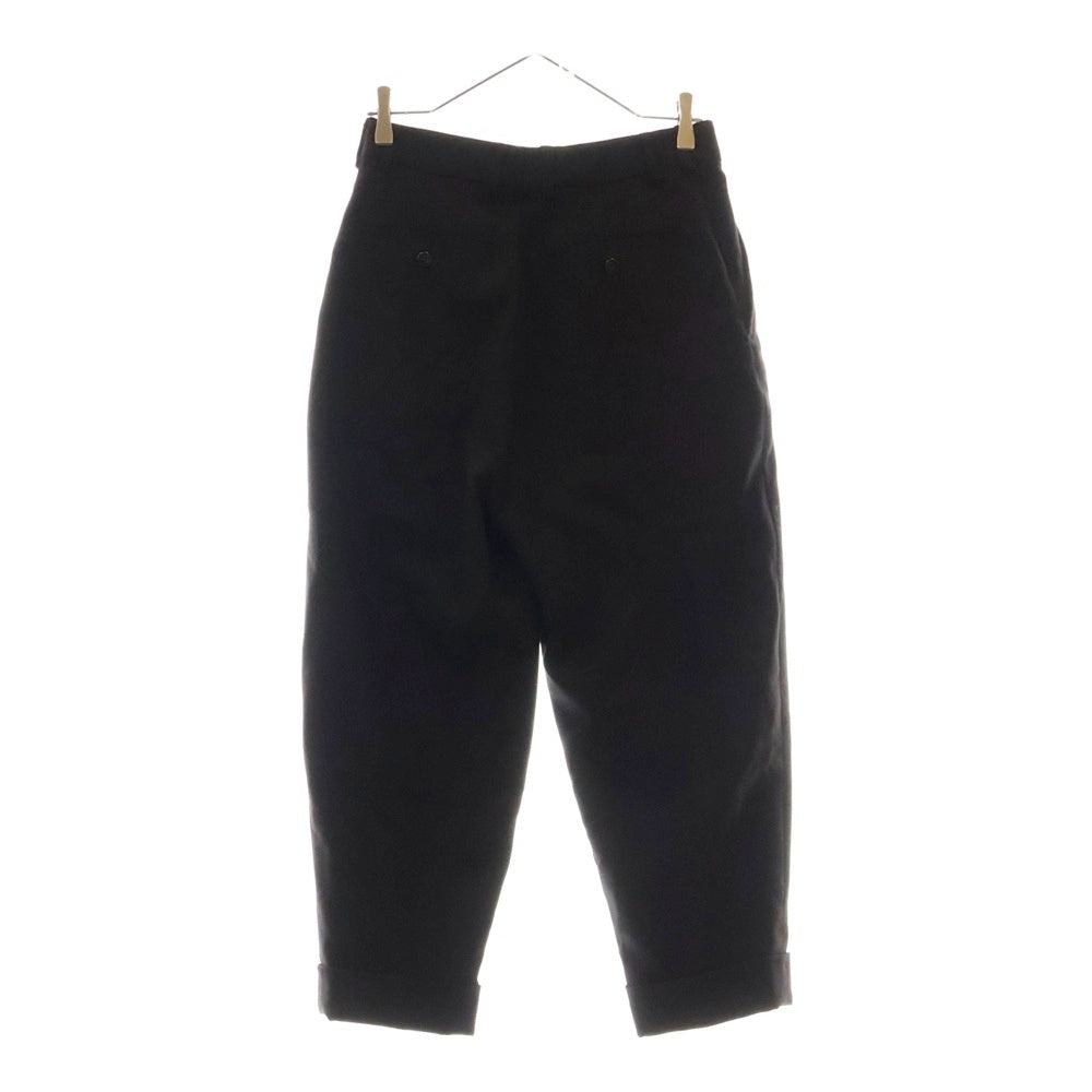AMI Alexandre Mattiussi(アミアレクサンドルマテュッシ) キャロットフィットウールテーパードシルエットパンツ FTR010.203 ブラック レディース