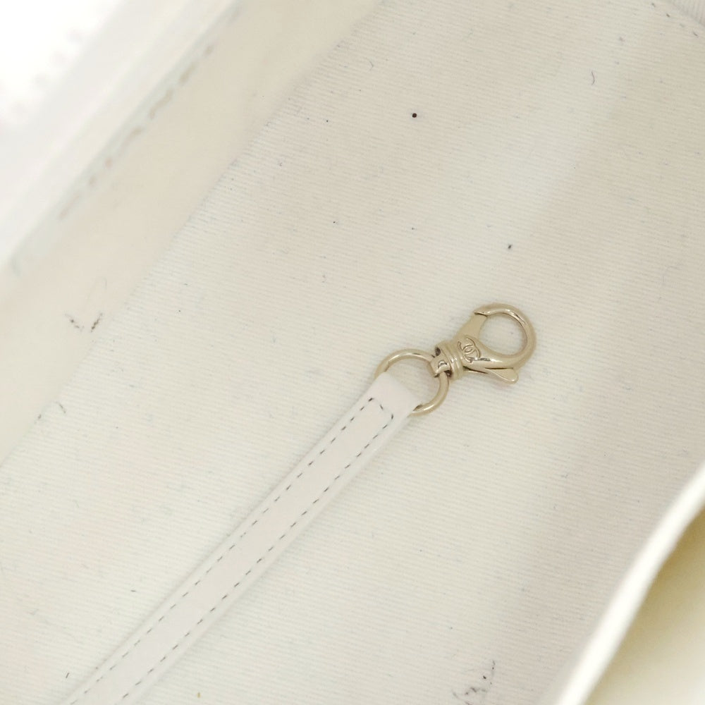 CHANEL(シャネル) ビジネスアフィニティ マトラッセ チェーンショルダー2WAYバッグ キャビアスキン ホワイト GD金具 A93750