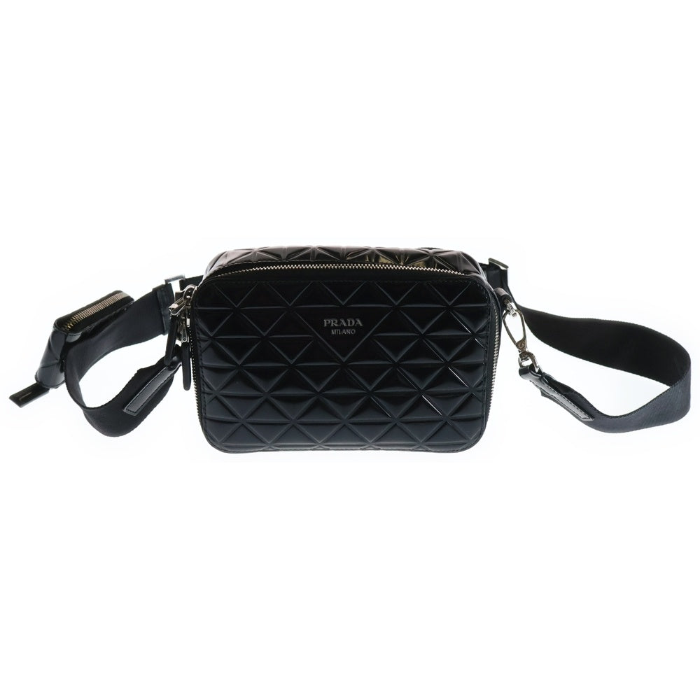 PRADA(プラダ) 23AW ブリック レザーショルダーバッグ ブラック 2VH070 ZO6 F0002 V ZMT