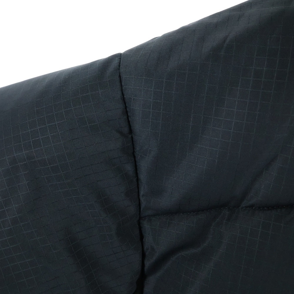 BALENCIAGA(バレンシアガ) バックロゴ刺繍 リップストップ パファージャケット ブラック 621982 TYD33