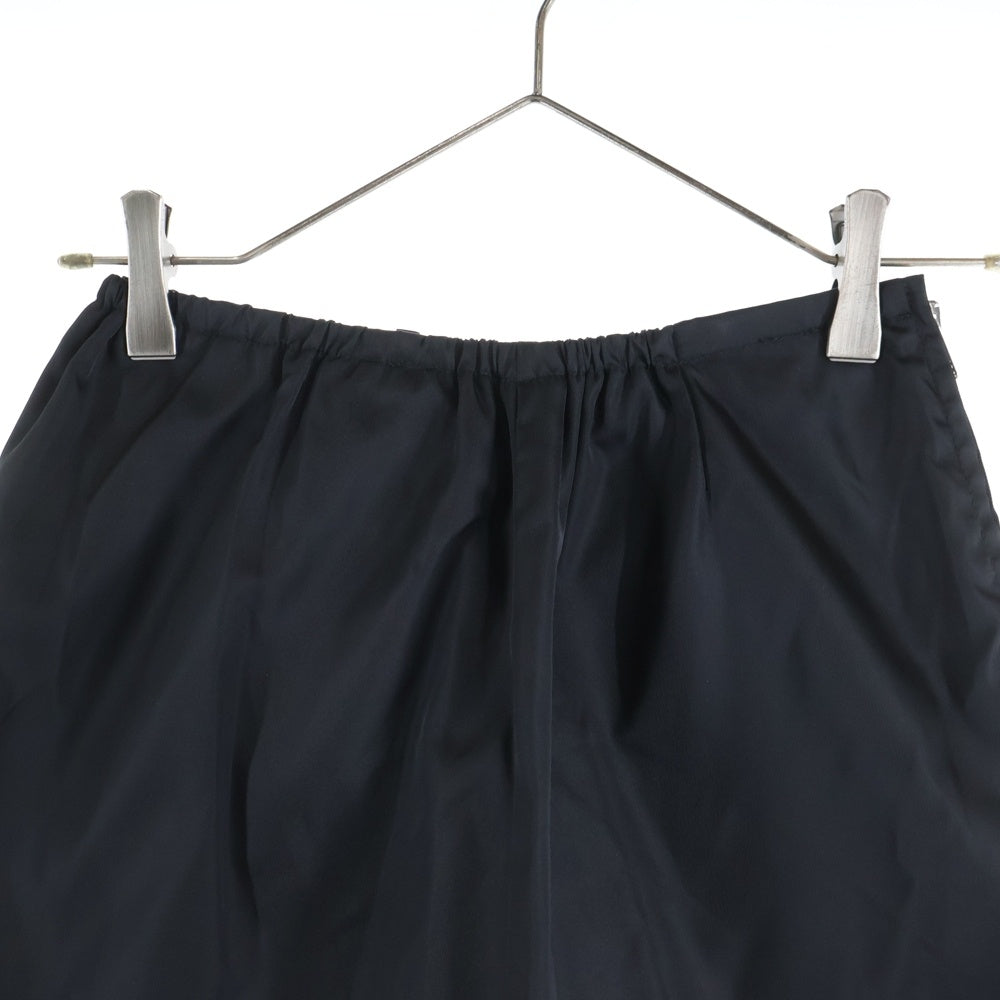 PRADA(プラダ) トライアングルロゴ ナイロンジップスカート 台形スカート ブラック レディース 21H881