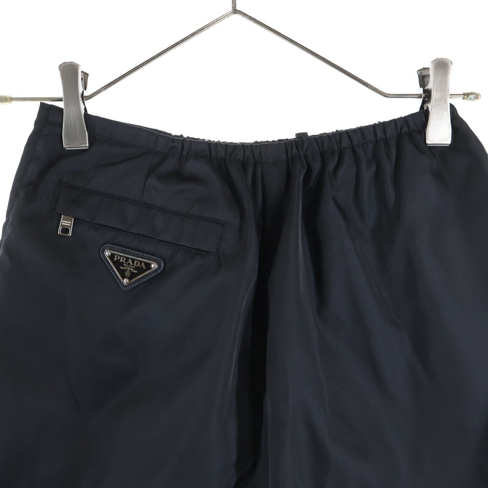 PRADA(プラダ) トライアングルロゴ ナイロンジップスカート 台形スカート ブラック レディース 21H881