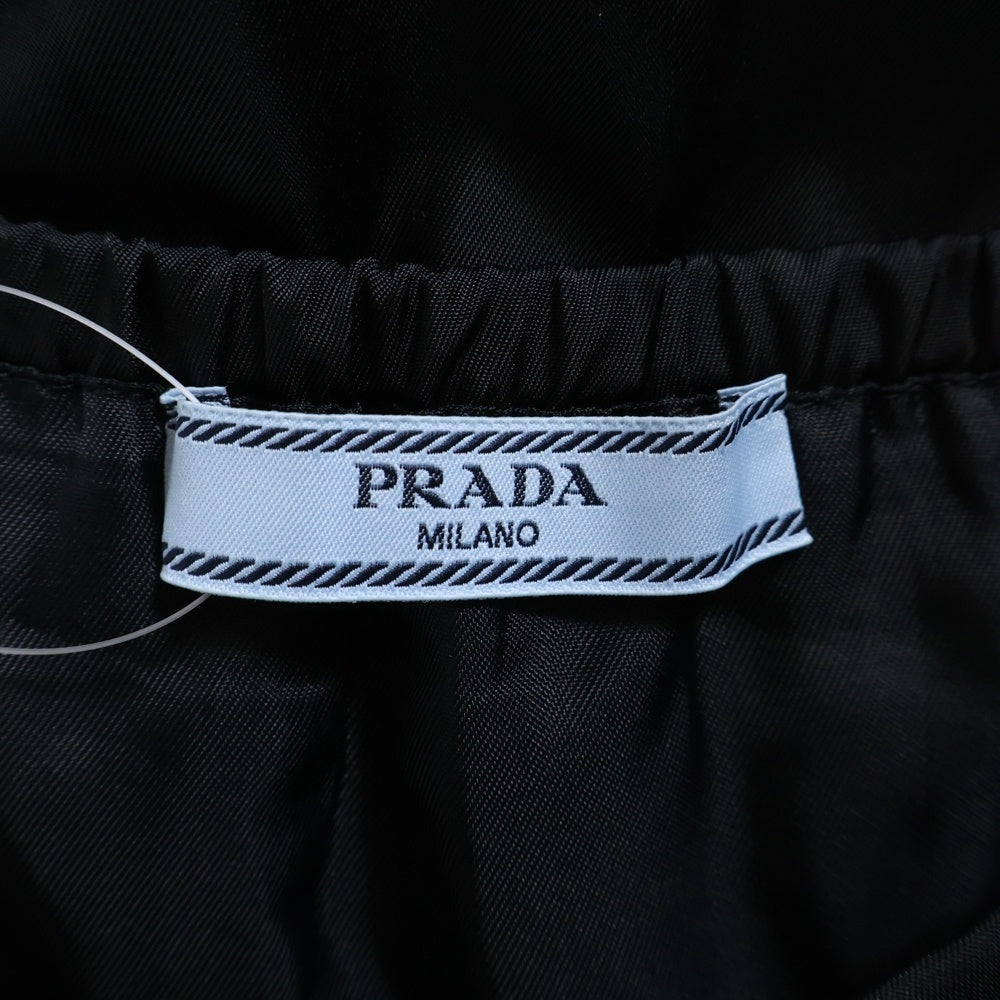 PRADA(プラダ) トライアングルロゴ ナイロンジップスカート 台形スカート ブラック レディース 21H881