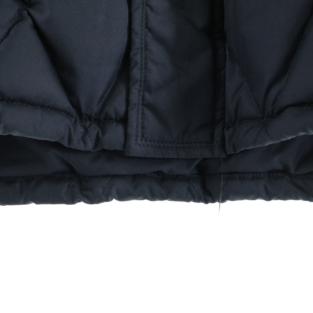 MONCLER(モンクレール) キルティング ナイロン ダウンジャケット ブラック G32-003