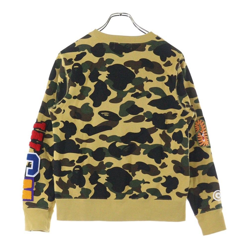 BAPE BY A BATHING APE(ベイプ ア ベイシング エイプ) Camo Shark Crew Sweatshirt シャークプリント カモフラ クルーネックスウェット トレーナー イエロー 001SWK801010M