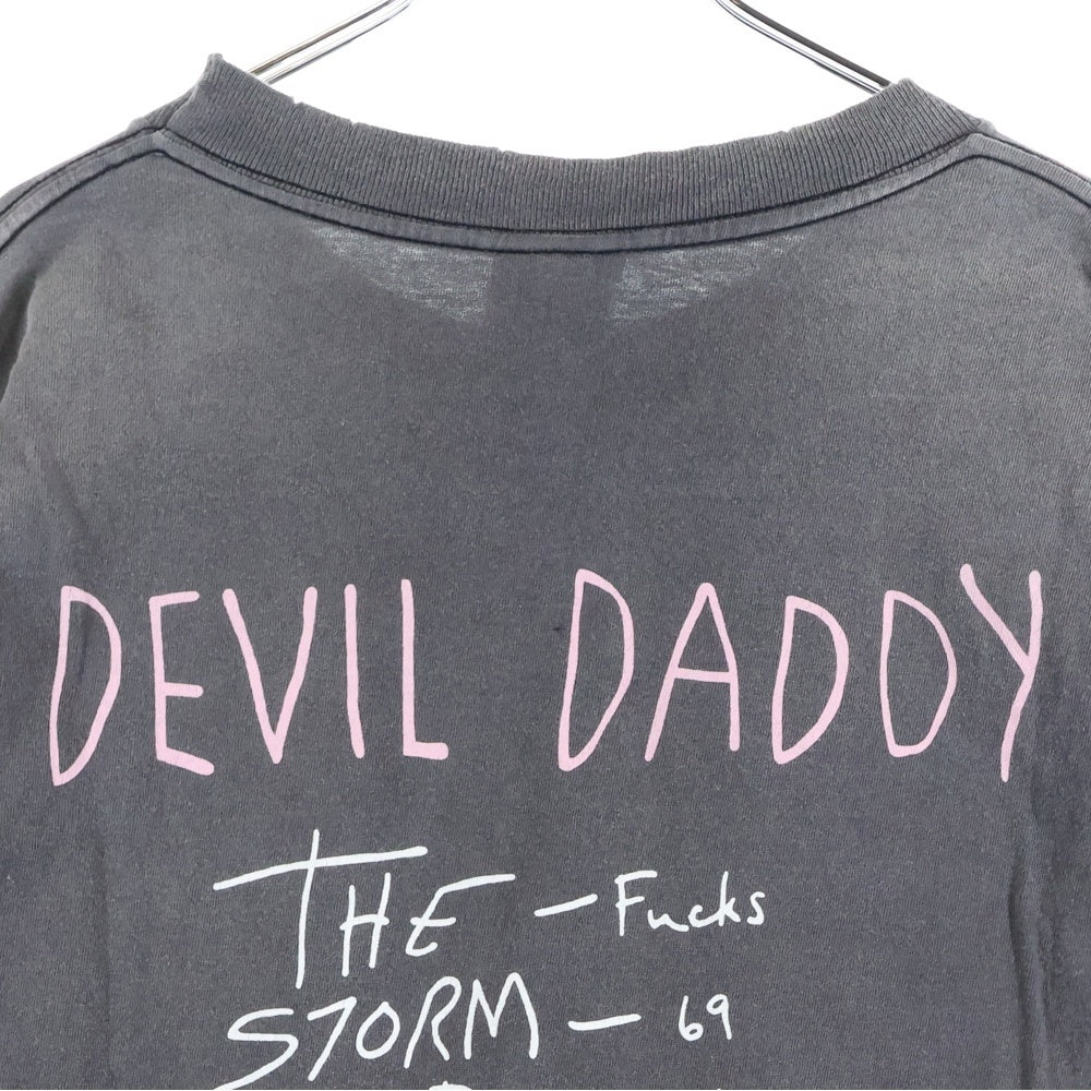 SAINT MICHAEL(セントマイケル) 25SS TEE DEVIL DADDY プリント