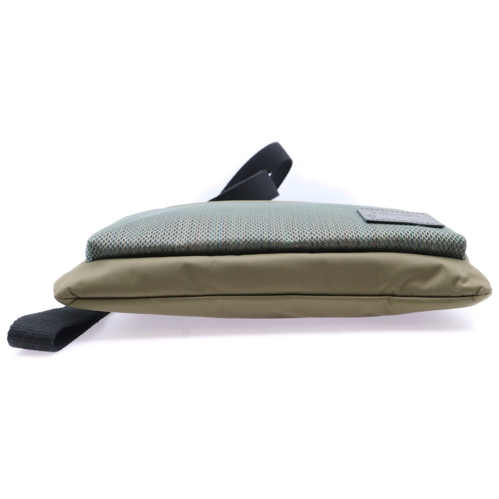 Paul Smith ポールスミス ショルダーバッグ ポーチ 【未使用級】 Paul Smith(ポールスミス) ナイロンショルダーバッグ ポーチ カーキ