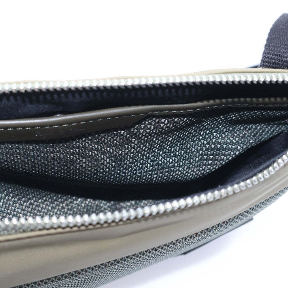 Paul Smith ポールスミス ショルダーバッグ ポーチ 【未使用級】 Paul Smith(ポールスミス) ナイロンショルダーバッグ ポーチ カーキ
