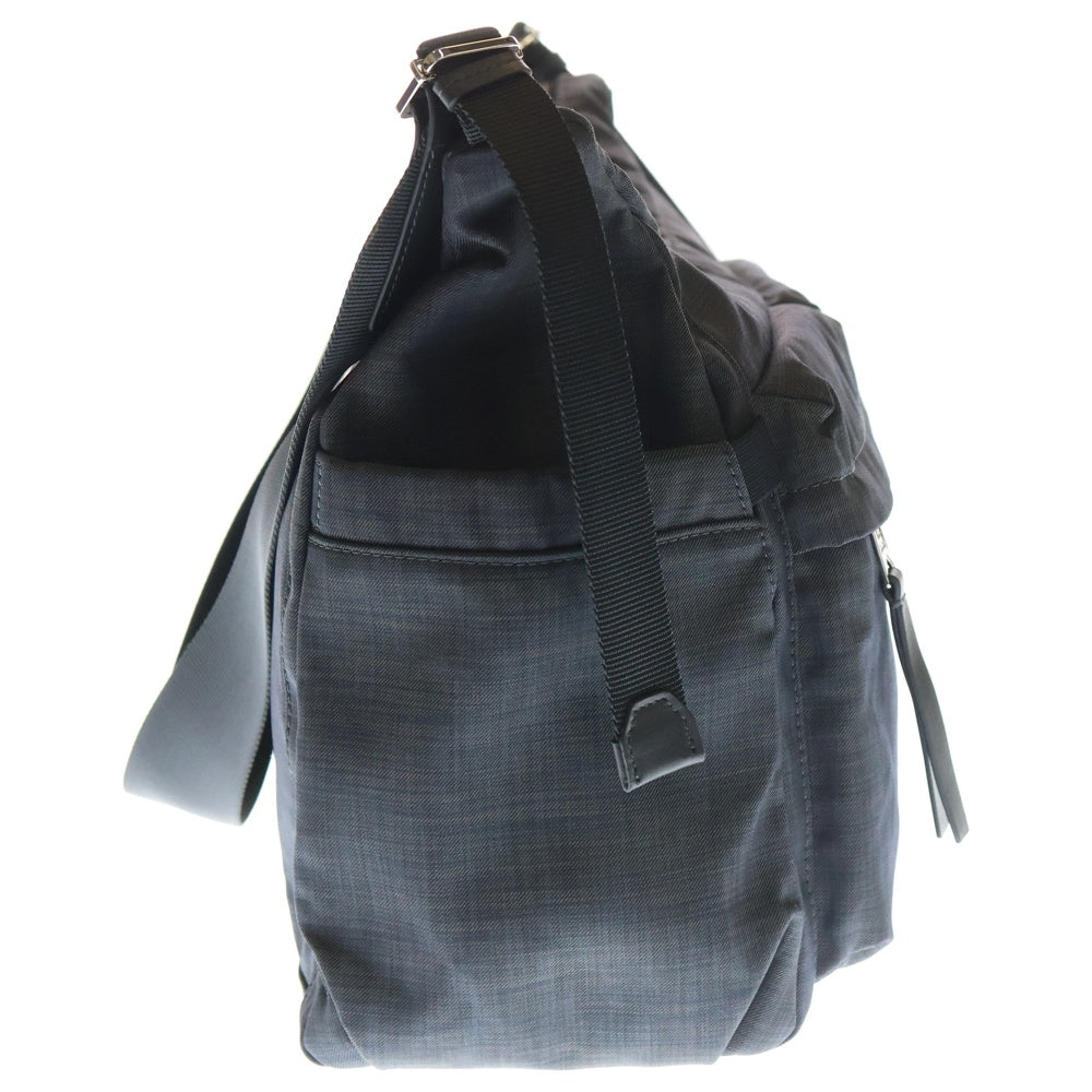 Paul Smith(ポールスミス) カーゴポケット付きナイロンショルダーバック ネイビー