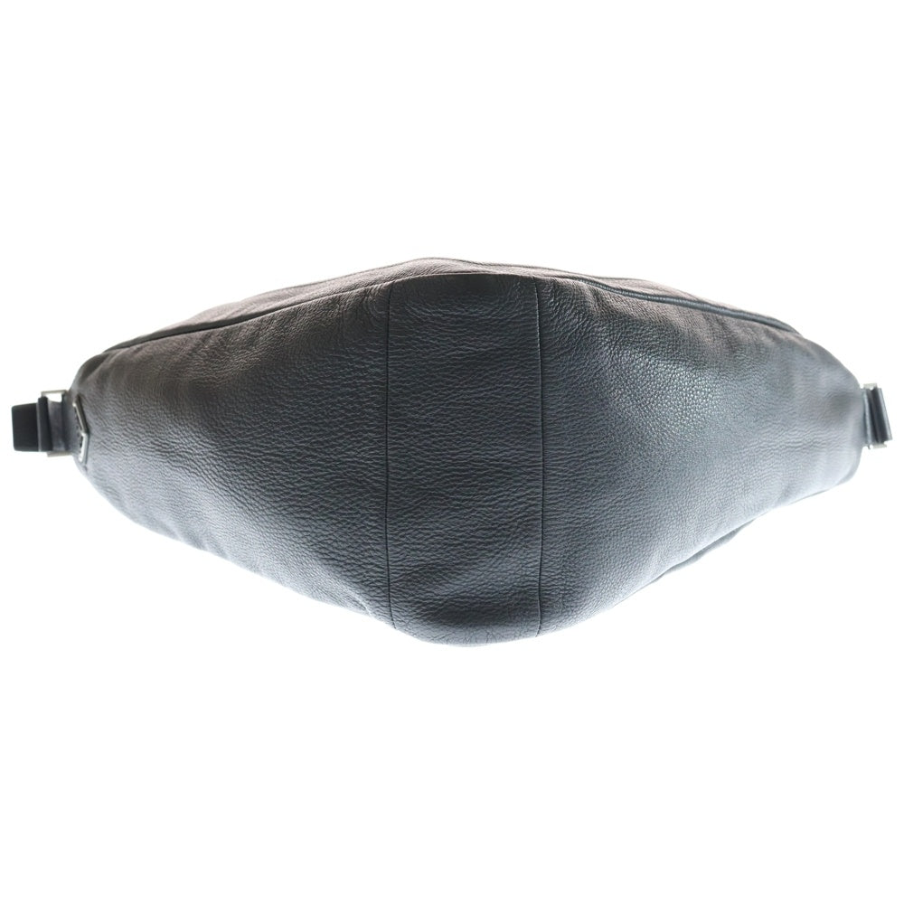 PRADA(プラダ) ヴィッテロダイノレザーバッグ トライアングル ショルダーバッグ ボディバッグ 2VY007