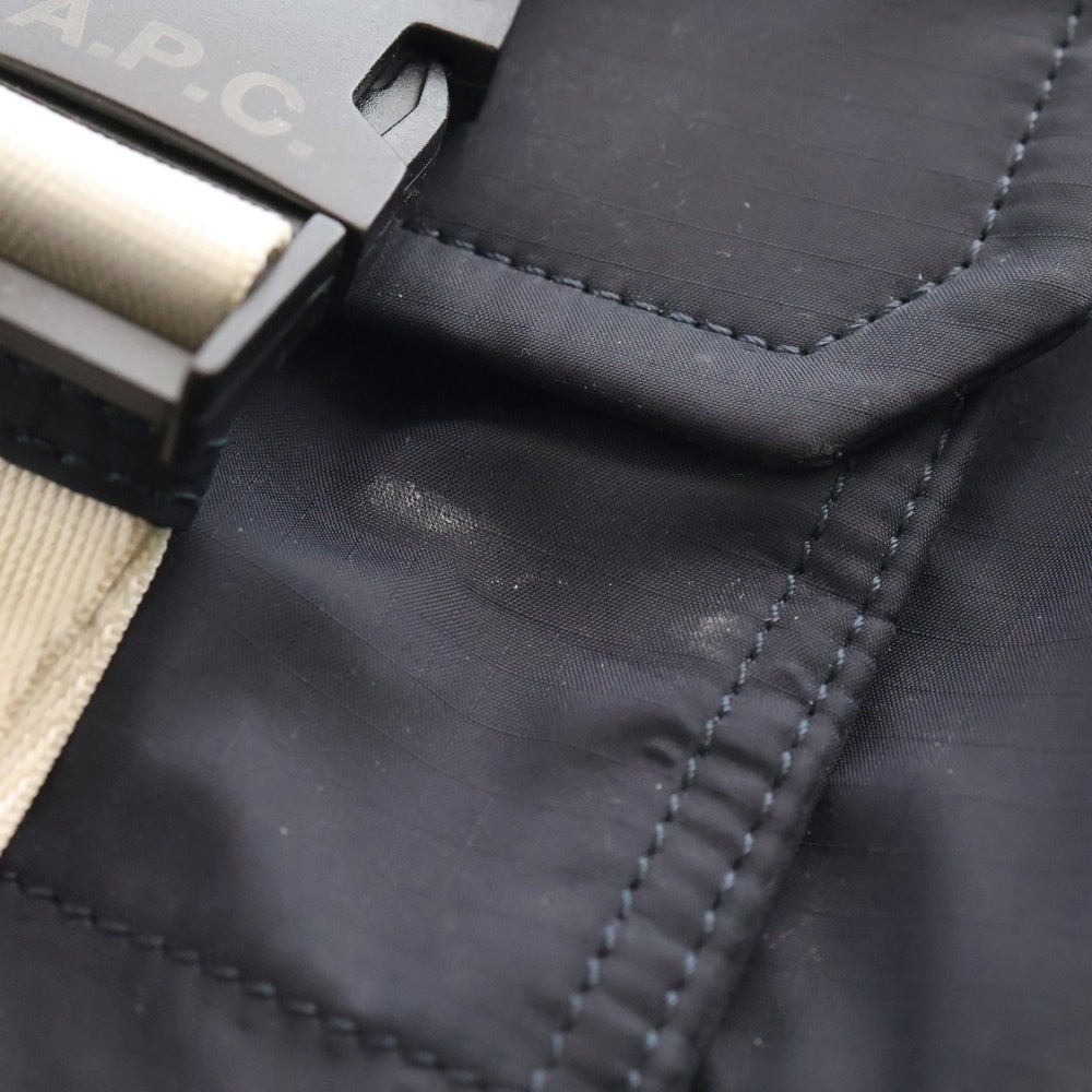 A.P.C(アーペーセー) TREK ナイロンショルダーバッグ ボディバッグ ネイビー