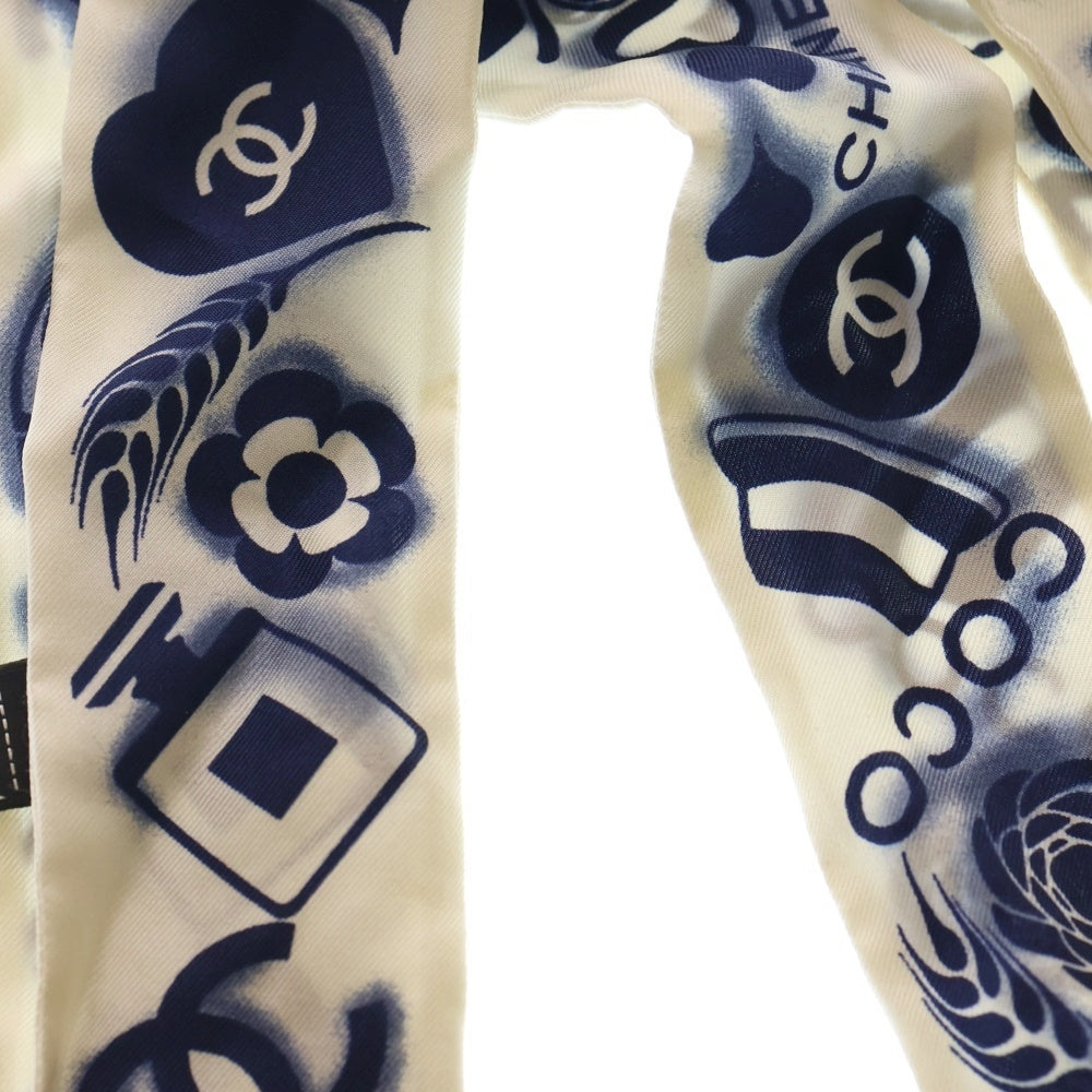 CHANEL(シャネル) アイコンモチーフ スカーフ ツイリー ホワイト/ブルー