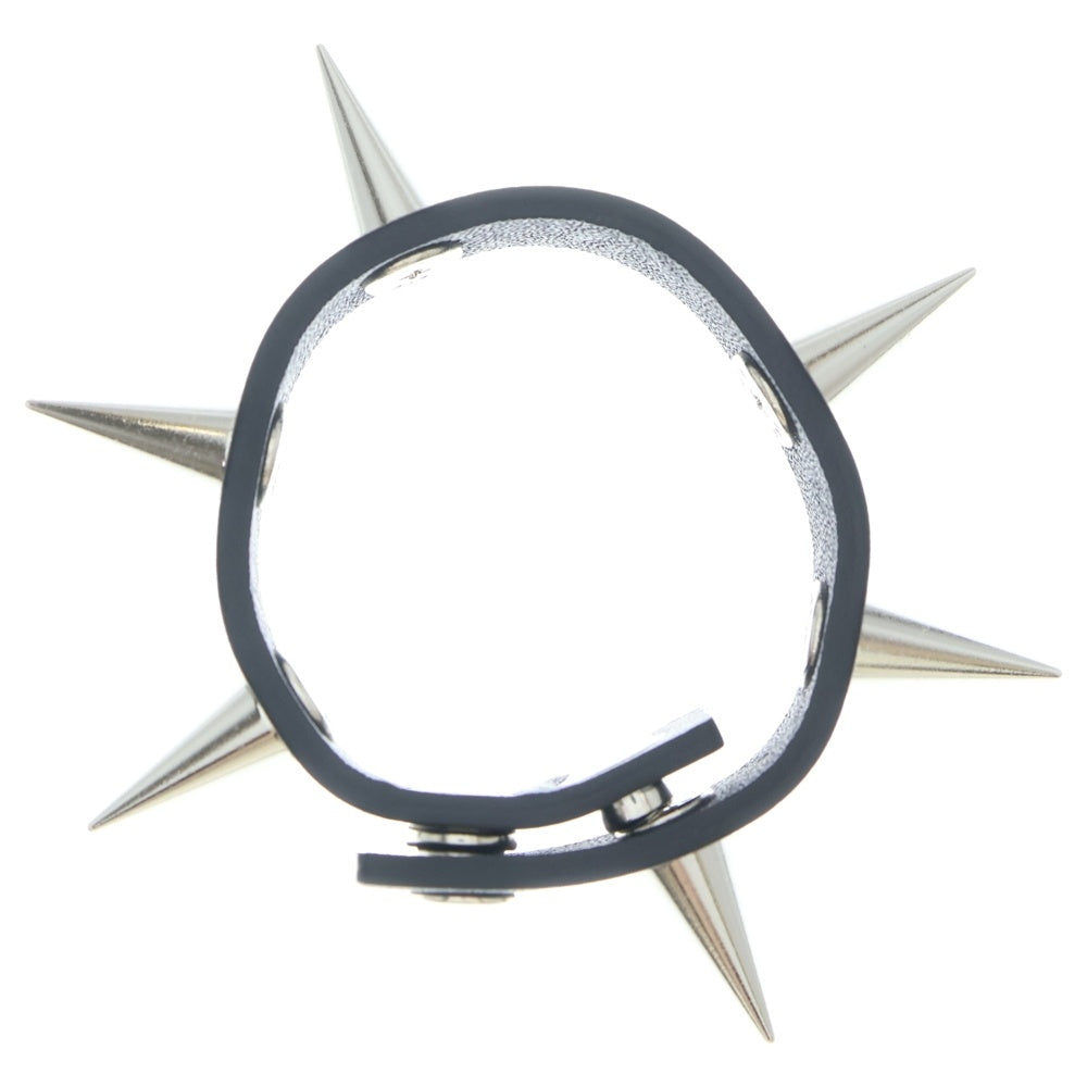 UNDERCOVER(アンダーカバー) 25SS カウハイドレザー ブレスレット コーンスタッズロゴ箔押しプリントスナップボタンバングル ブラック/シルバー UP1E4A04