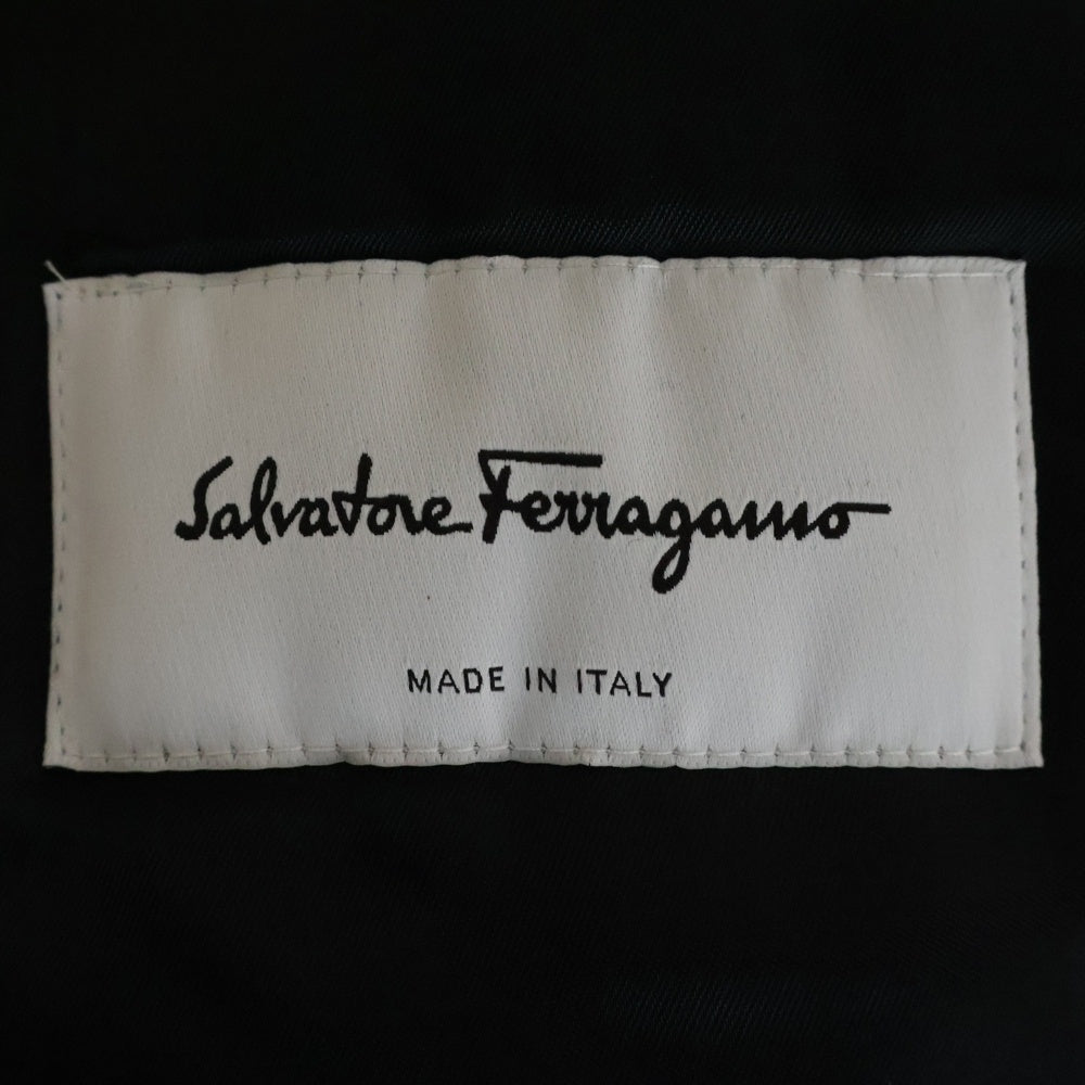 Salvatore Ferragamo(サルヴァトーレ フェラガモ) リアルファーダウン