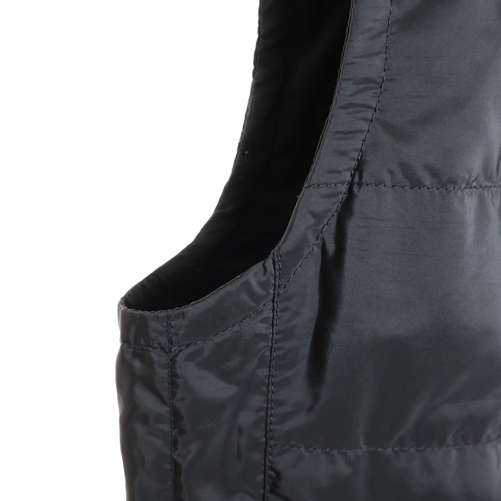 未使用級◎PRADA プラダ　三角ロゴプレート　ダウンベスト　ブラック　黒 PRADA(プラダ) Triangle Logo Plate Down Vest トライアングルロゴ