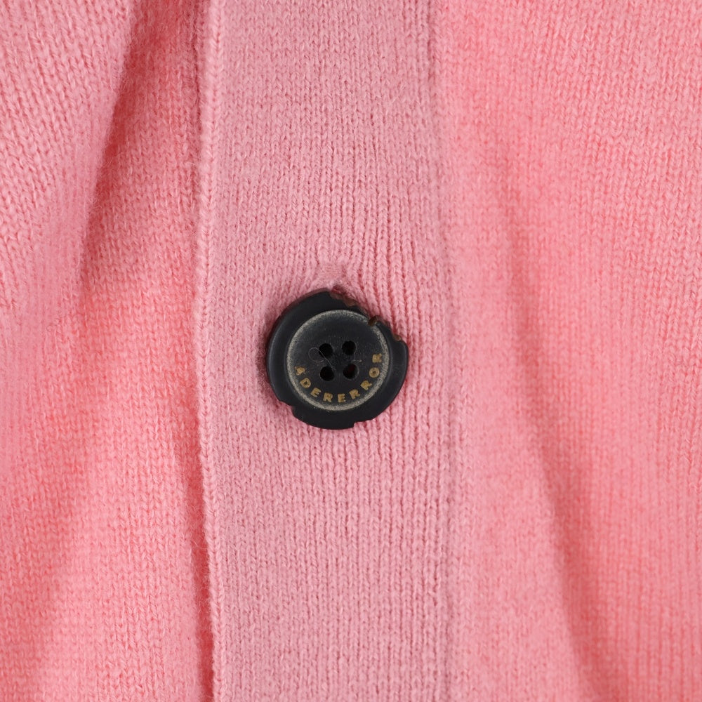 ADER ERROR(アーダーエラー) ロゴワッペン Vネックカーディガン ニット ピンク BO42FYKT0701PK