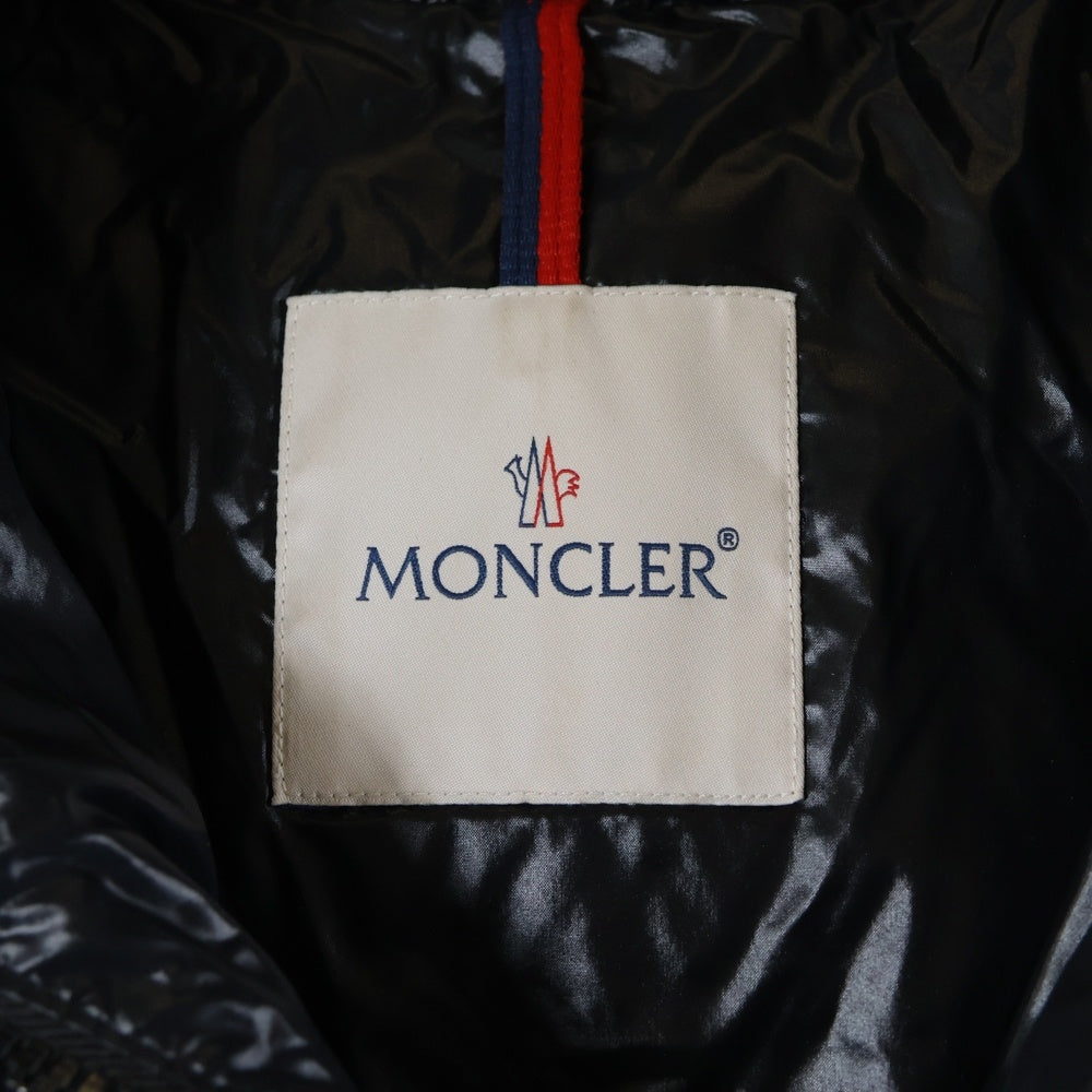 MONCLER(モンクレール) BADY GIUBBOTTO バディ ワッペン付きダウンジャケット フード付きジャケット ブラック I20931A52400 68950 レディース