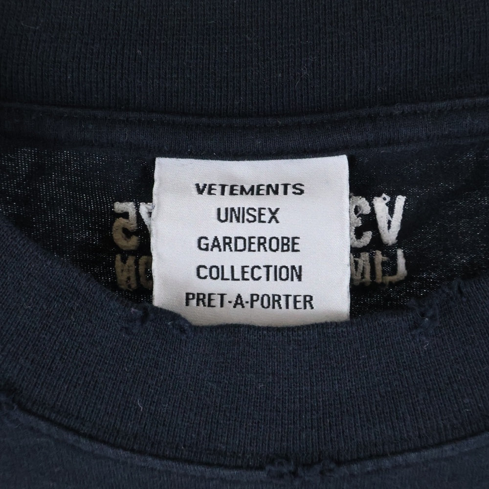 VETEMENTS(ヴェトモン) 刺繍デザイン 半袖Tシャツ カットソー ブラック UE63TR380B