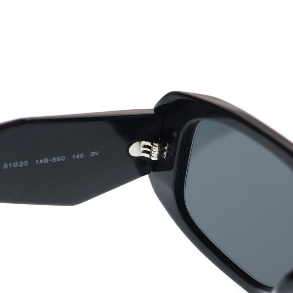 PRADA(プラダ) サイドロゴ スクエアサングラス アイウェア ブラック