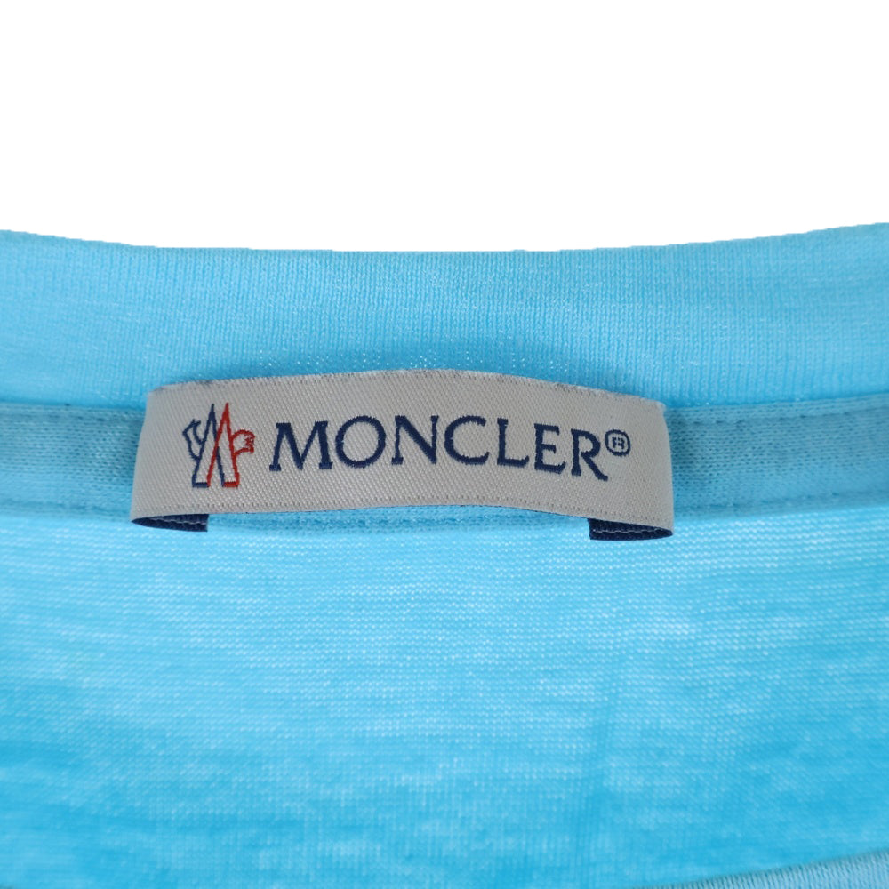 MONCLER(モンクレール) ロゴワッペン付き半袖Tシャツ カットソー ブルー H10918C00057 8390Y