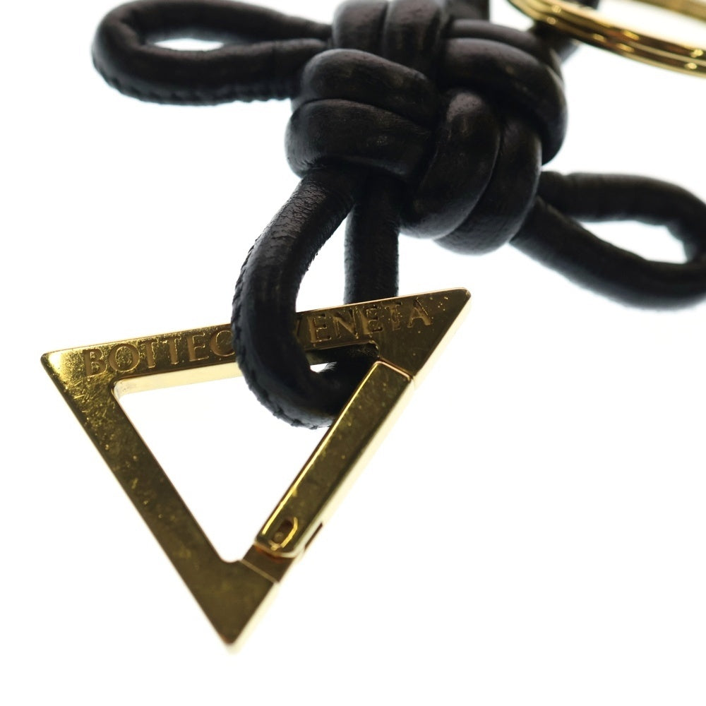BOTTEGA VENETA(ボッテガヴェネタ) トライアングル キーリング バッグチャーム ブラック/ゴールド レディース