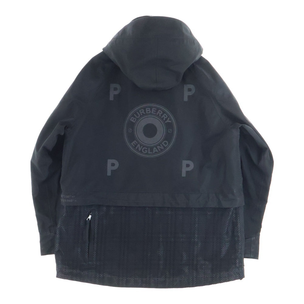 BURBERRY(バーバリー) x POP TRADING COMPANY ポップトレーディングカンパニー バックロゴ テクニカルナイロンジャケット ブラック 8061317