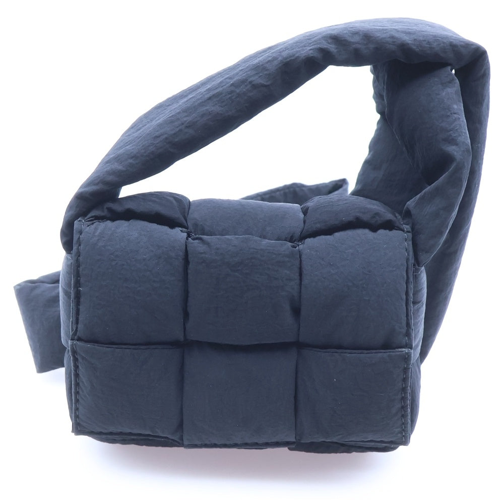 BOTTEGA VENETA(ボッテガヴェネタ) パデッドテック カセット ナイロンバック ショルダーバッグ ブラック レディース