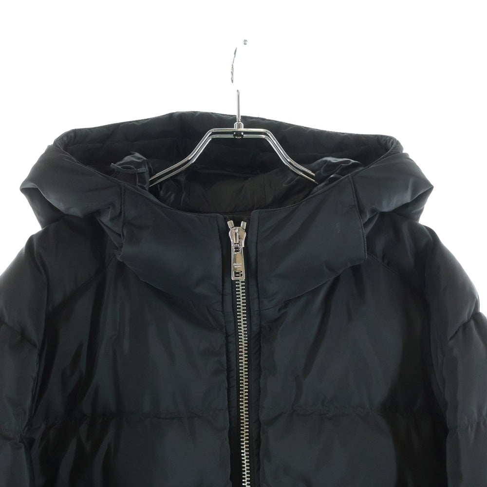 PRADA(プラダ) RE NYLON トライアングルロゴ ダウンジャケット ブラック SGH072 R232