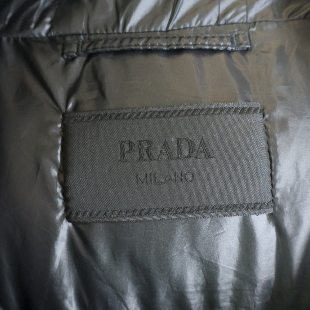 PRADA(プラダ) RE NYLON トライアングルロゴ ダウンジャケット ブラック SGH072 R232