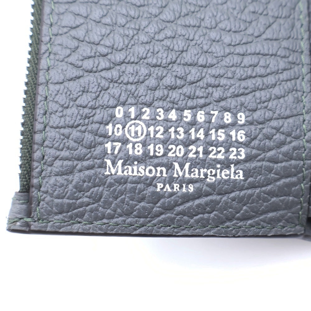 Maison Margiela(メゾンマルジェラ) 4ステッチ 三つ折り グレイニーレザ ウォレット グレー SA3UI0010