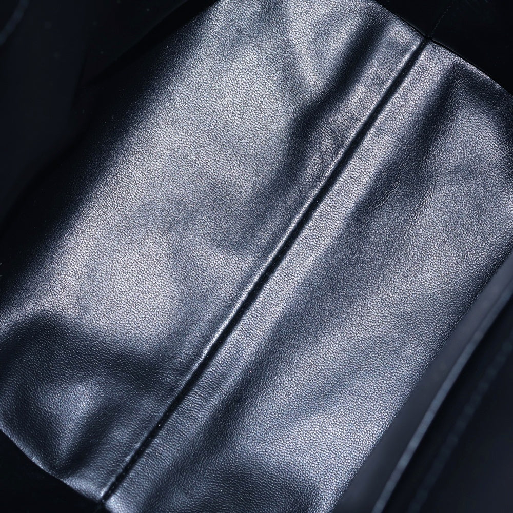 Christian Dior(クリスチャンディオール) トゥジュール バーティカル トートバック ショルダーバッグ ブラック レディース