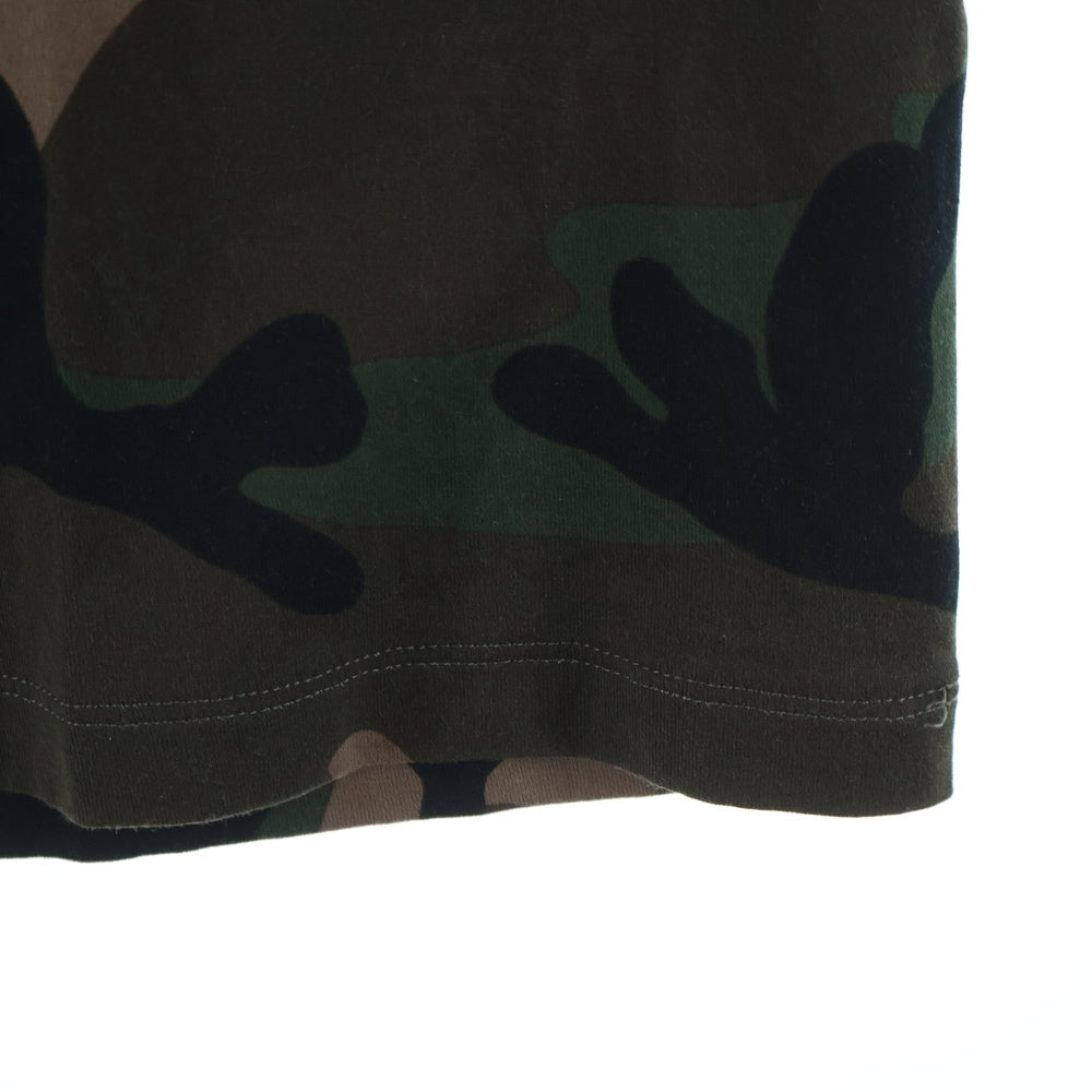 VALENTINO(ヴァレンティノ) カモ柄フロントグラフィック半袖Tシャツ カットソー ブラウン RV3MG01LSEG