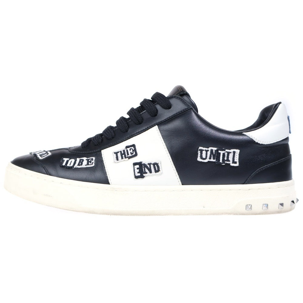 VALENTINO(ヴァレンティノ) Flycrew Rockstud Embroidered Leather Sneaker ロックスタッズ刺繍レザースニーカー シューズ ブラック/ホワイト TNA08Y0
