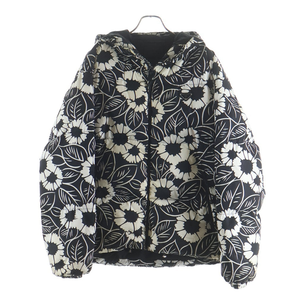 PRADA(プラダ) 21AW フローラル柄 ダウンジャケット トライアングルロゴ中綿ジャケット ブラック/ホワイト SGC025