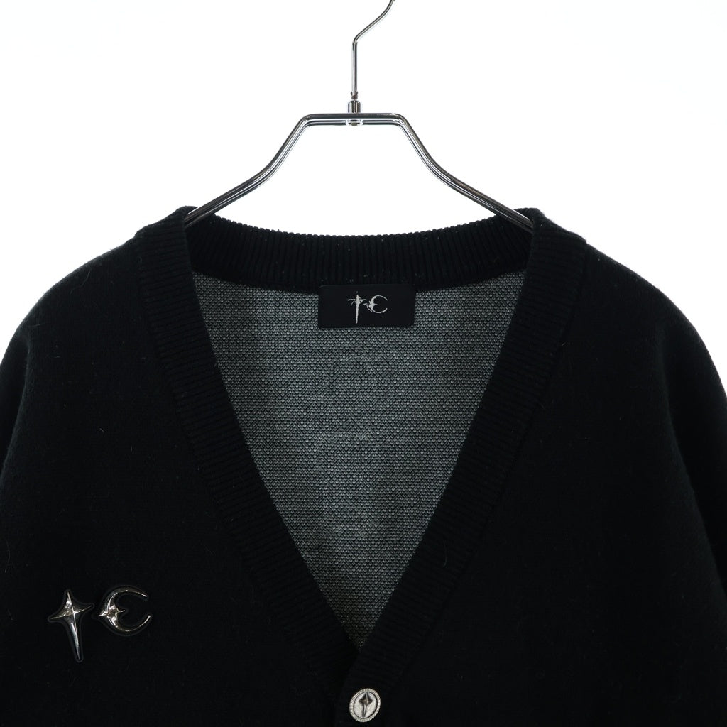 THUG CLUB(サグクラブ) 25AW TC BONE KNIT CARDIGAN フロントロゴスタッズ ボタンアップニットカーディガン ブラック TC25KN2101