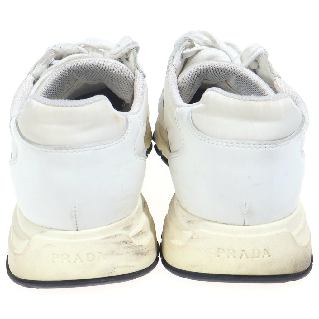 PRADA(プラダ) ローカットスニーカー ホワイト 7 2EG383