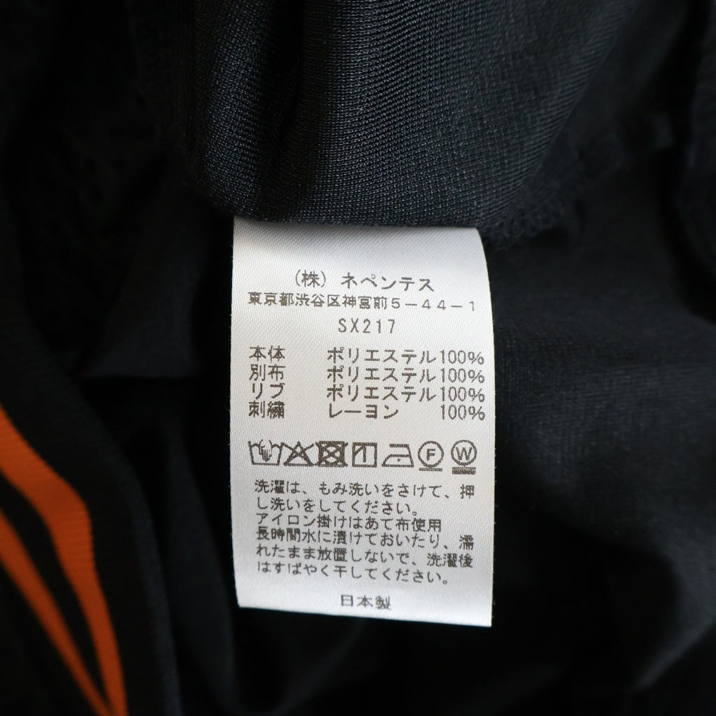Needles(ニードルス) 26SS TRICOT SATEEN TRACK JACKET フロントロゴ刺繍 サテントラックジャケット ブラック/オレンジ SX217