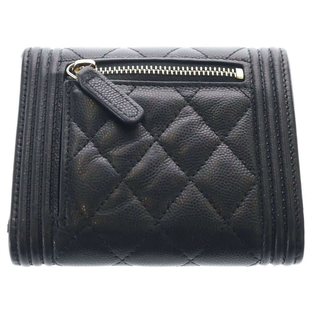 CHANEL(シャネル) ボーイシャネル コンパクトウォレット キャビアスキン ブラック GD金具 レディース