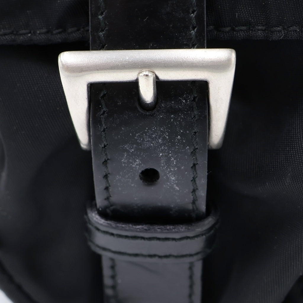 PRADA(プラダ) 三角プレート テスート バックパック リュックサック ブラック ナイロン SV金具 B2811