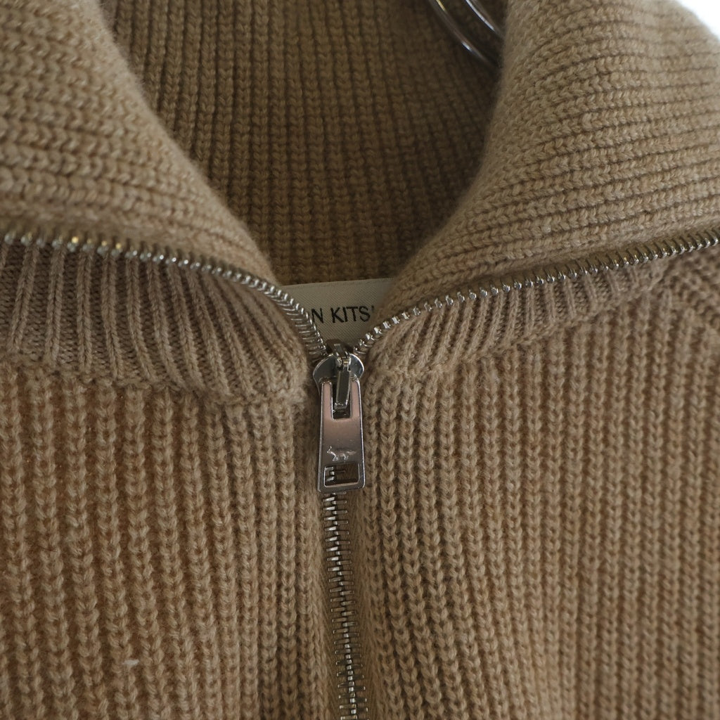 MAISON KITSUNE(メゾンキツネ) フォックスパッチ リブニットハーフジップ セーター ブラウン レディース