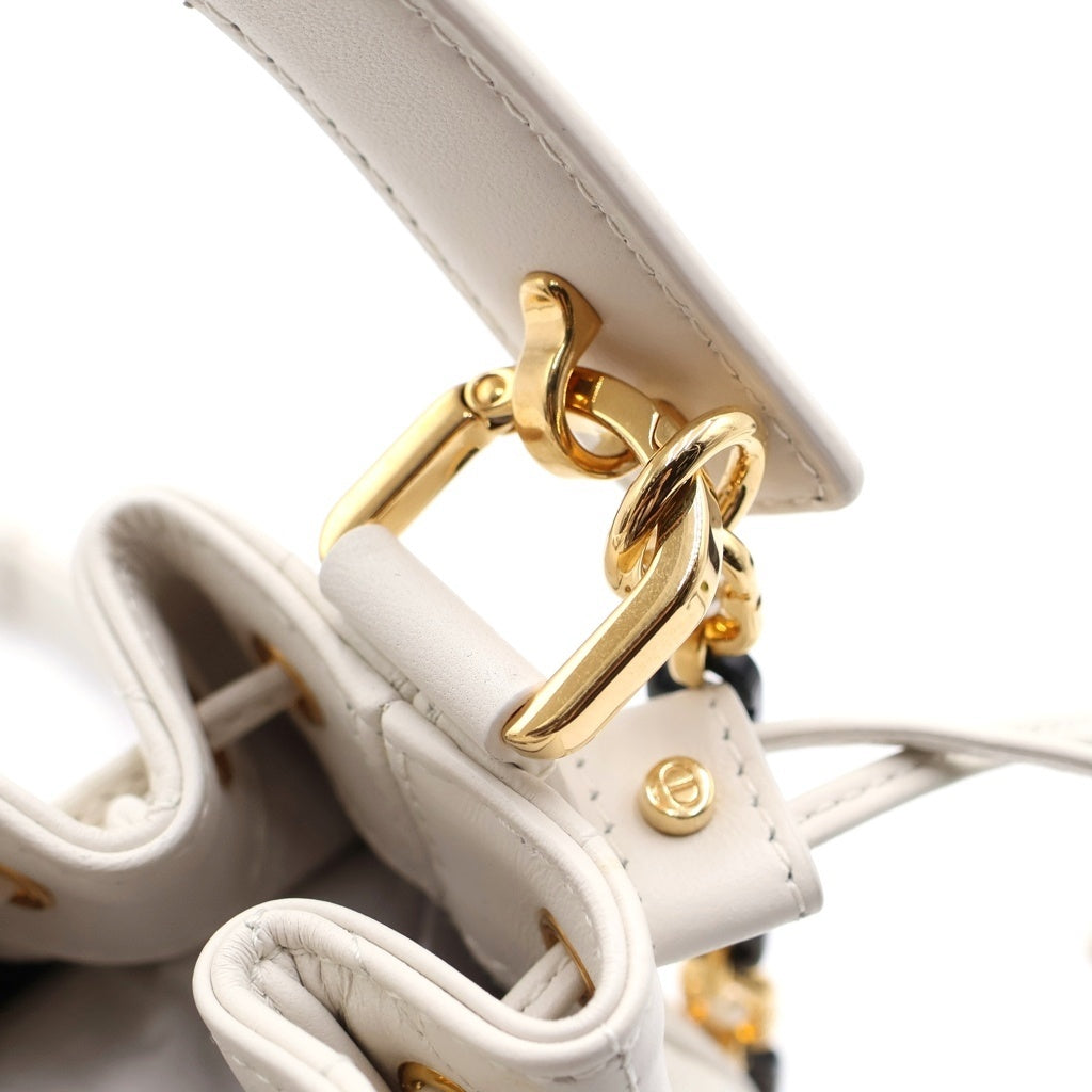 Christian Dior(クリスチャンディオール) ジョリエ バケットバッグ ラムスキン ホワイト GD金具 M2780UNKW レディース