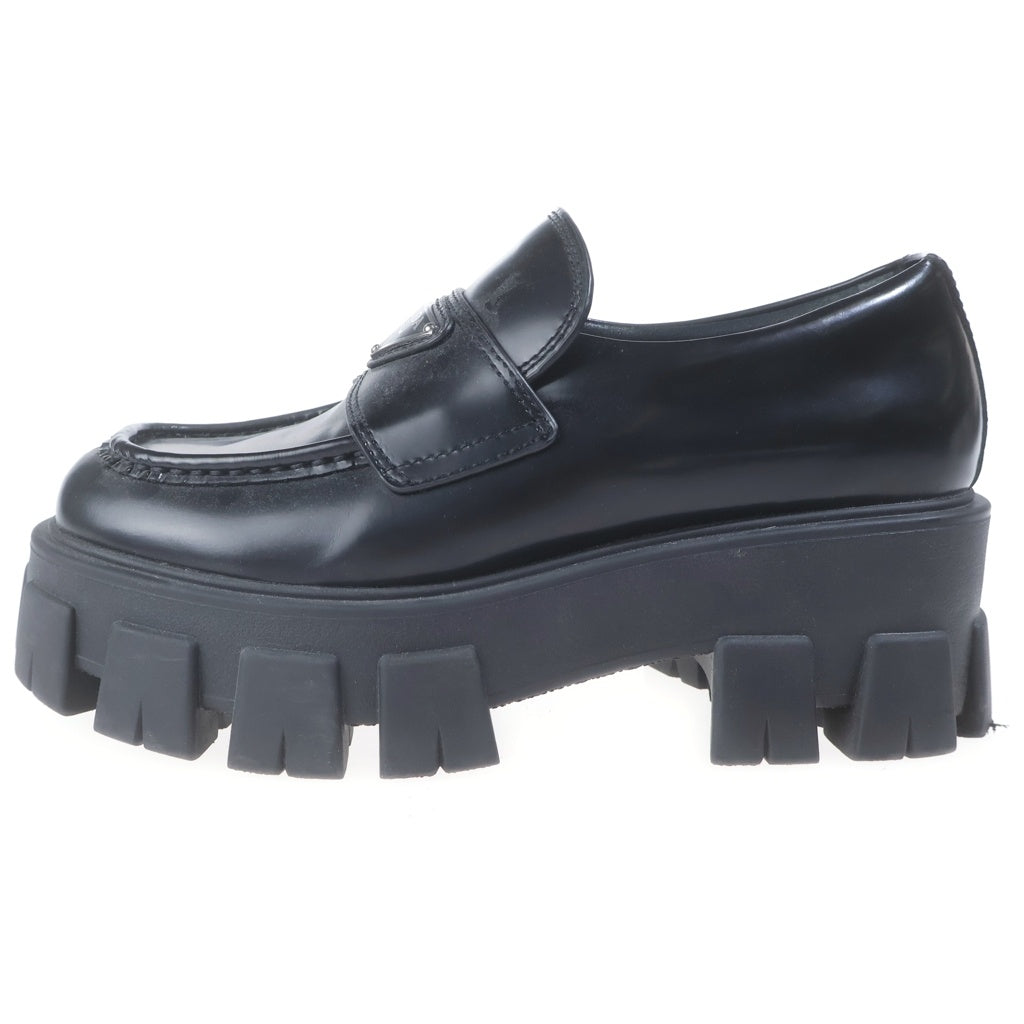 PRADA(プラダ) トライアングルロゴプレート レザー ローファー ブラック 36 レディース