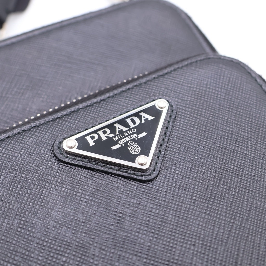 PRADA(プラダ) サフィアーノ トライアングルロゴ レザーショルダーバッグ ブラック 2ZH126 レディース