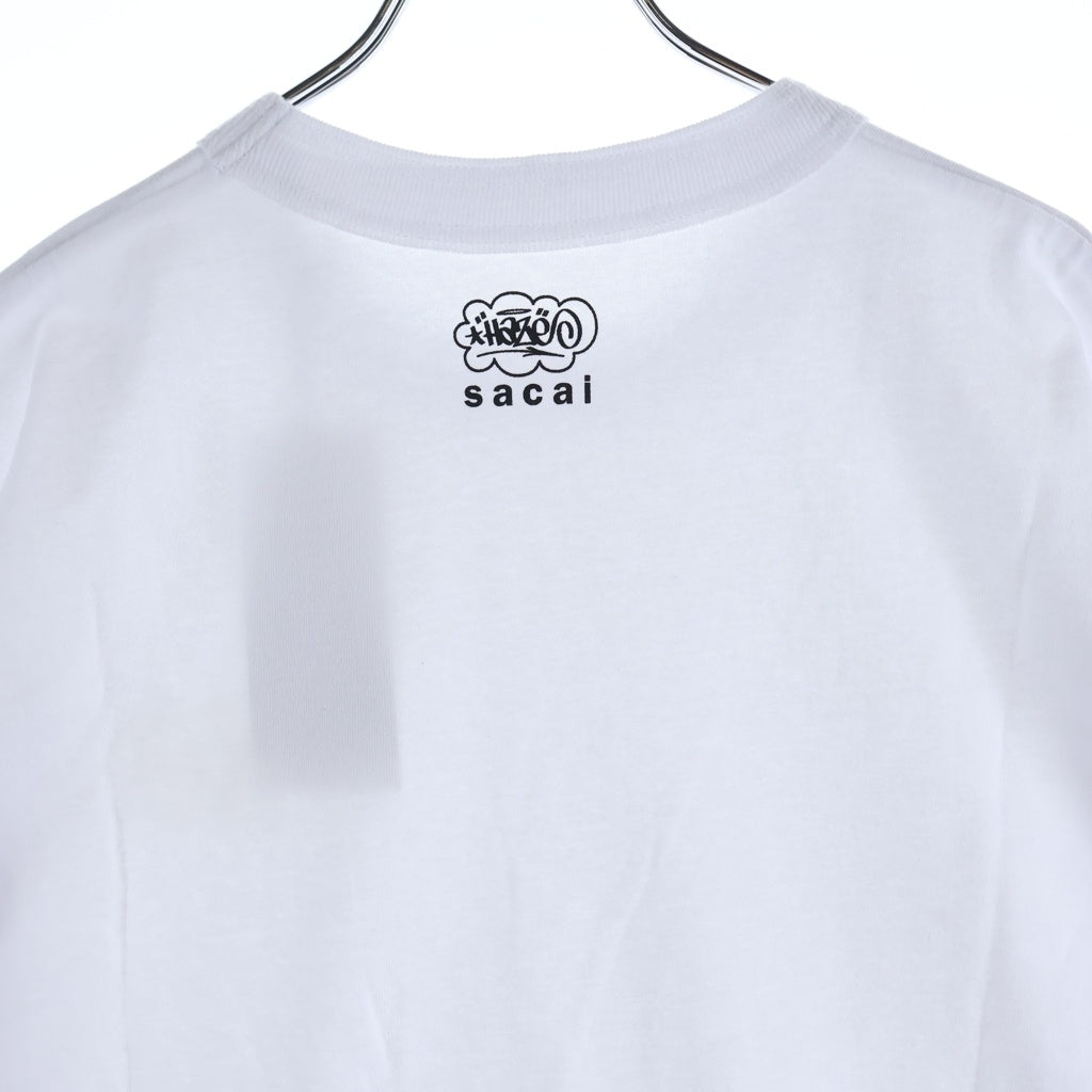 Sacai(サカイ) 23SS ×ERIC HAZE エリックヘイズ フロント刺繍半袖Tシャツ カットソー ホワイト 23-0626S