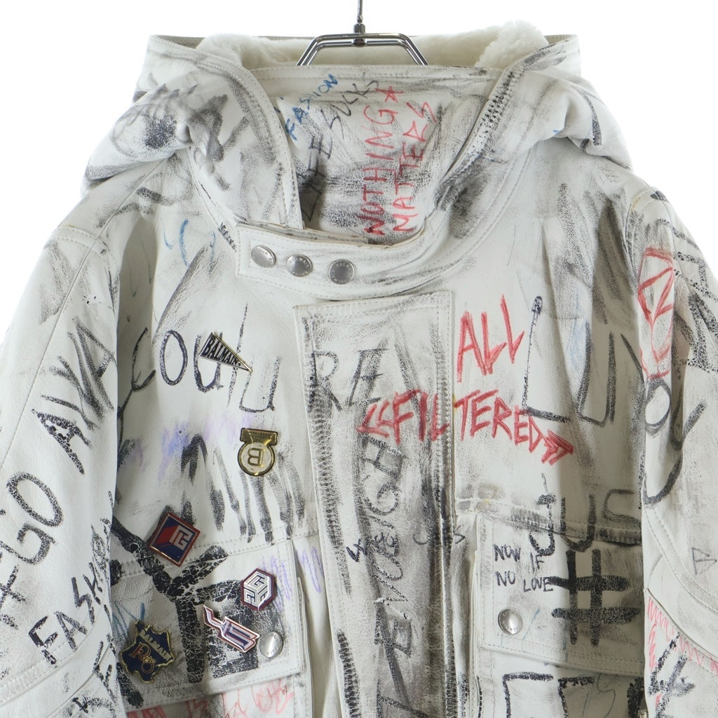 BALMAIN(バルマン) グラフィックプリント レザーフーデットジャケット ホワイト TH240LB67