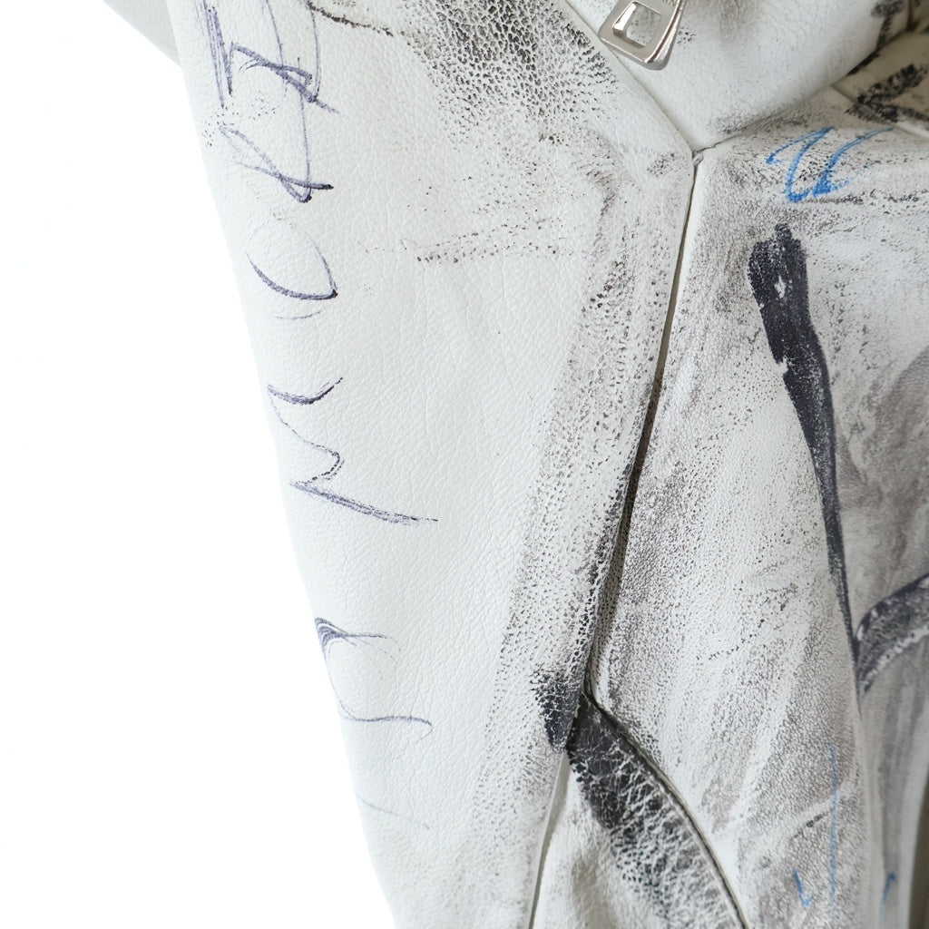 BALMAIN(バルマン) グラフィックプリント レザーフーデットジャケット ホワイト TH240LB67
