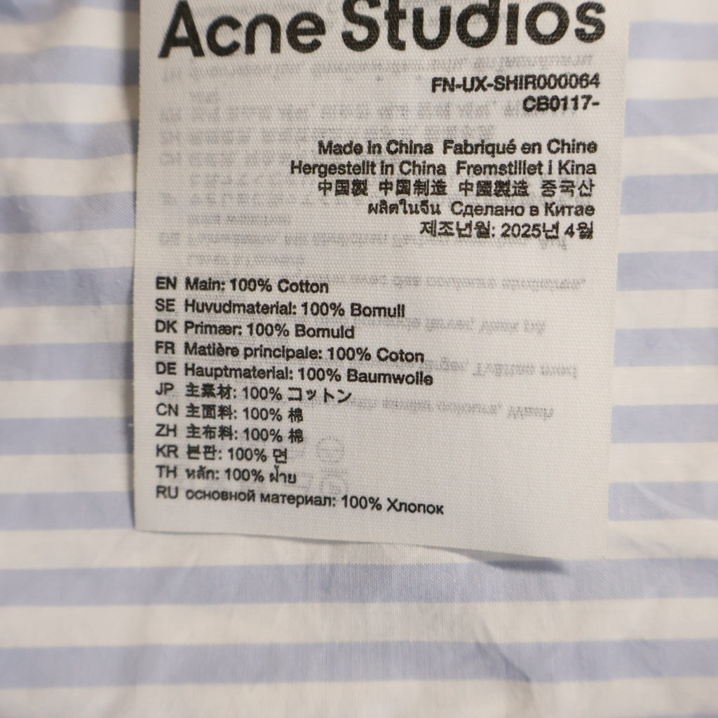 Acne Studios(アクネ ストゥディオズ) 25AW BUTTON-UP-SHIRT バックロゴ ボタンアップ長袖ストライプシャツブルー/ホワイト FN-UX-SHIR000064