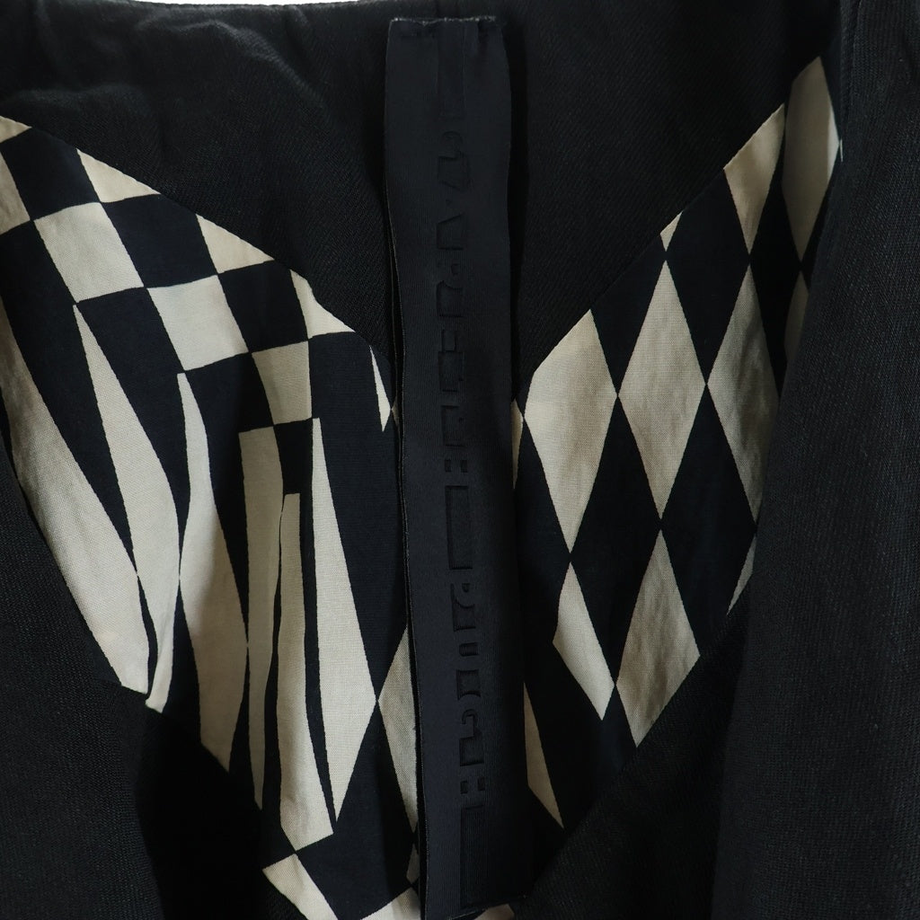 GARETH PUGH(ガレスピュー) パワーショルダー 変形ジャケット ブラック JKHG-IM1-1003