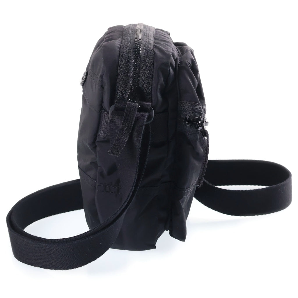 STONE ISLAND(ストーンアイランド) 26SS COATED NYLON METAL IN ECONYL ロゴパッチ コーテッドナイロン ボディバック ブラック L1S159200015S0251